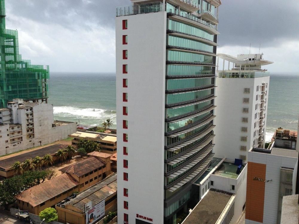 Crescat Residencies Apartment Colombo Exterior photo