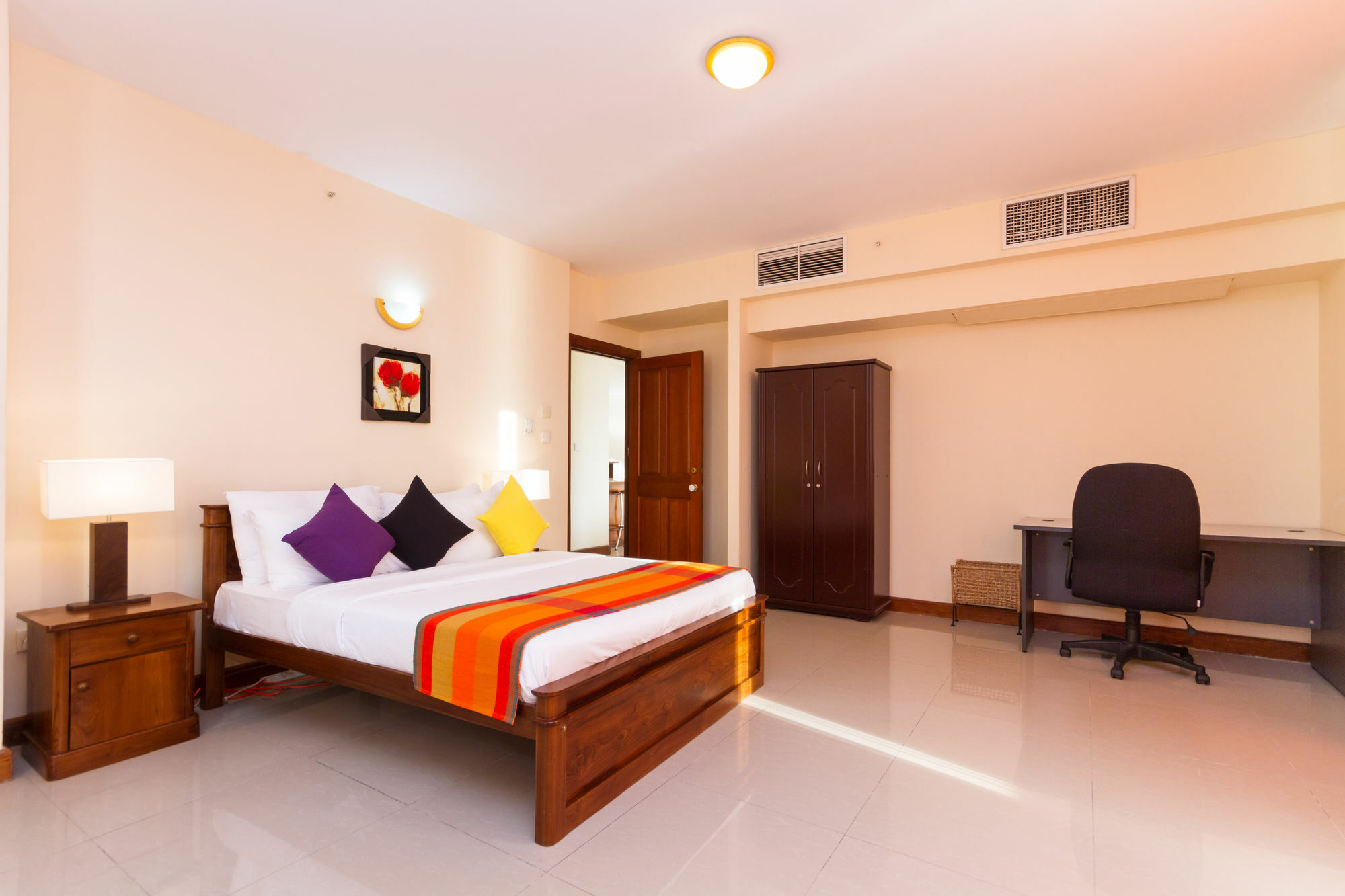Crescat Residencies Apartment Colombo Exterior photo