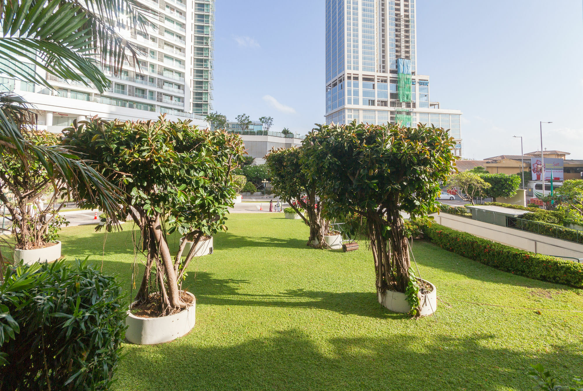 Crescat Residencies Apartment Colombo Exterior photo